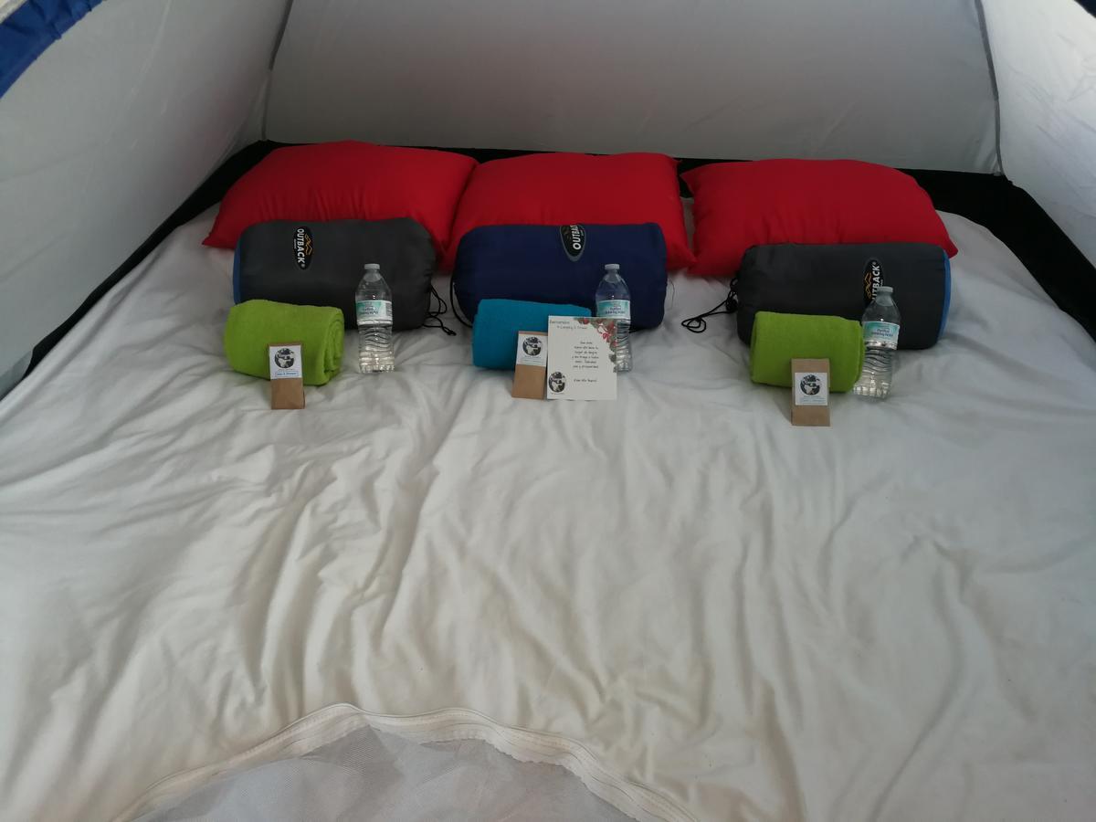 Camping & Travel Antigua Bagian luar foto